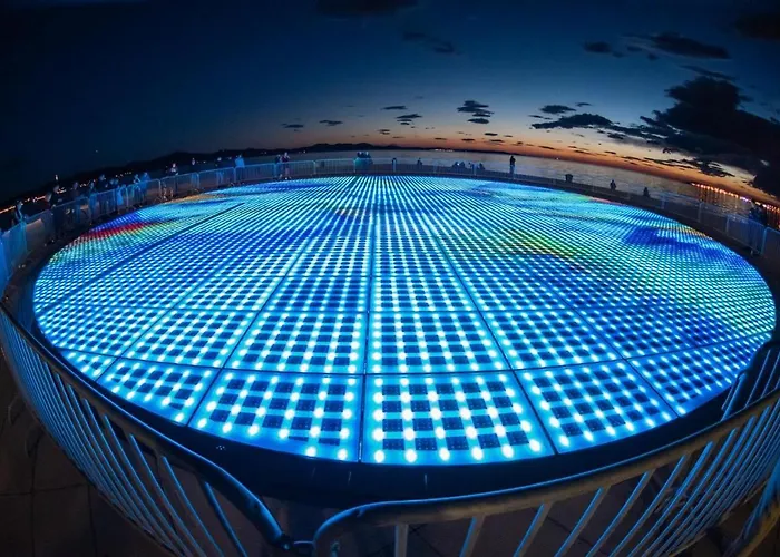 D Old Town Center アパート *