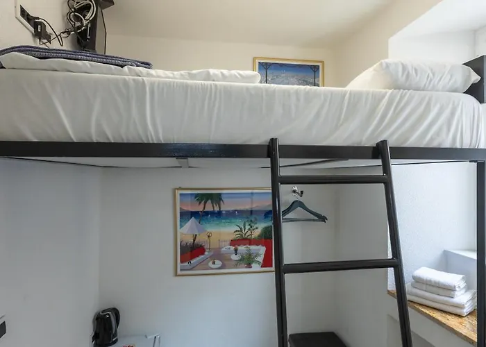 アパート D Old Town Center