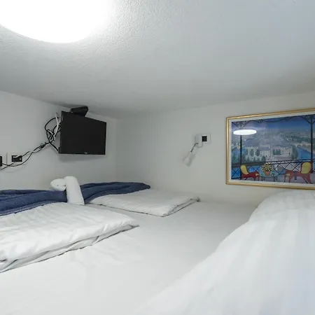 Lägenhet D Old Town Center