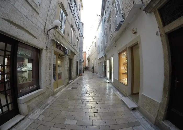 D Old Town Center 아파트 자다르