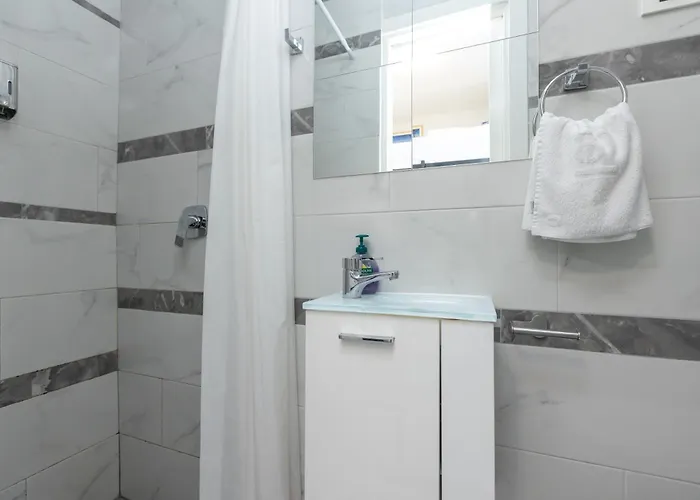 아파트 D Old Town Center 자다르